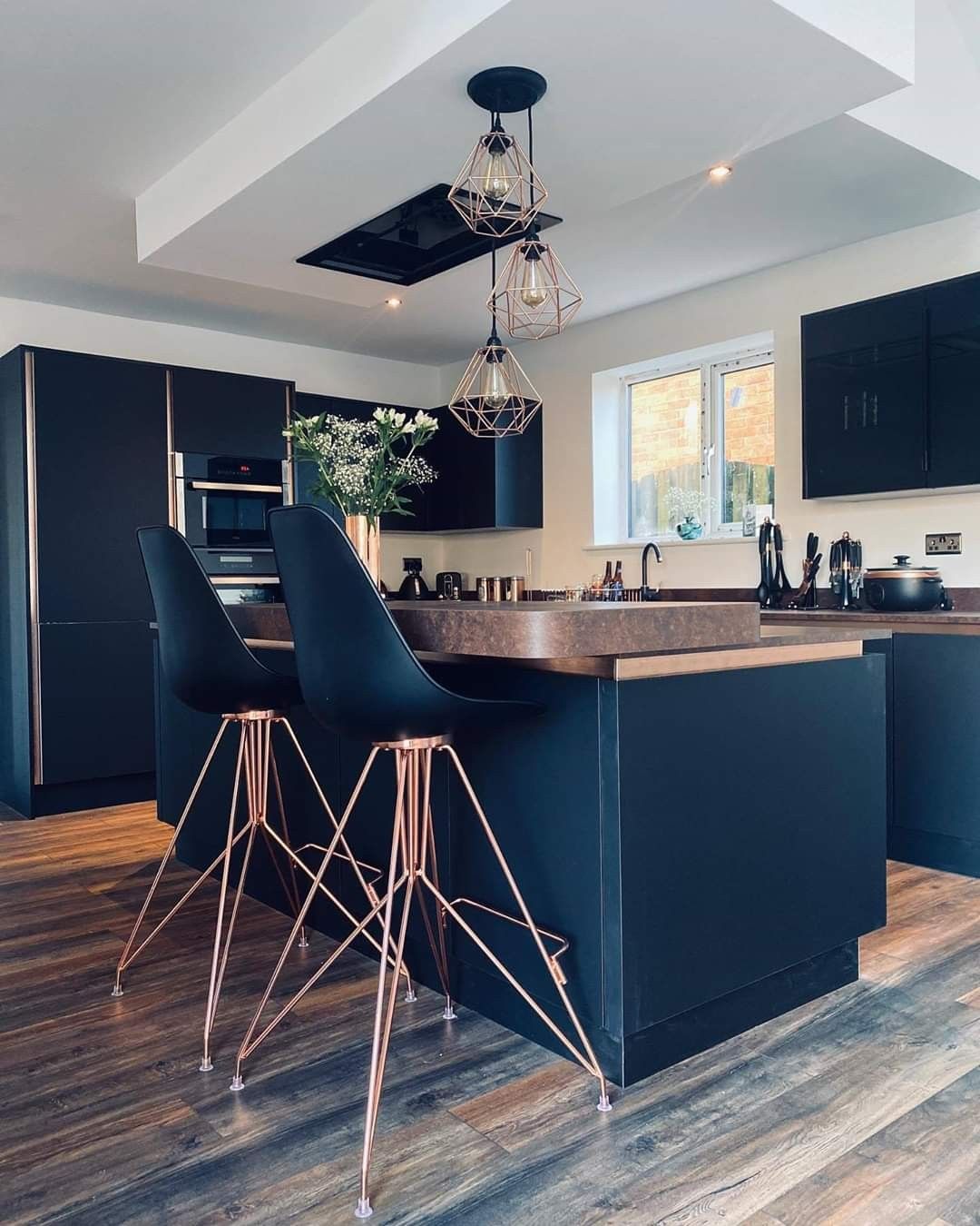 Pin by Joan Morel on Home Decor Housingstyle in 2020 Contemporary