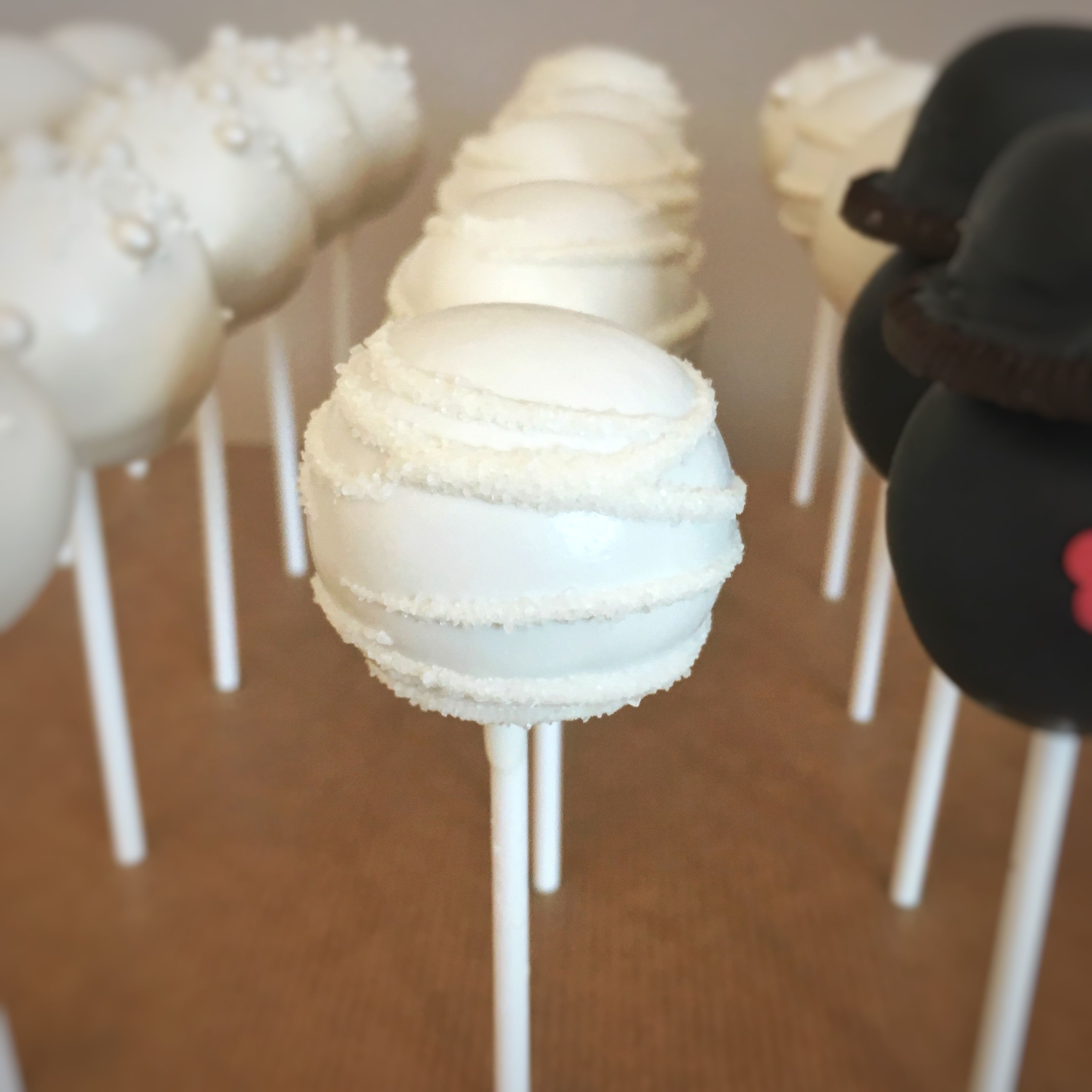 wedding cake pops white Aniversario, Baile de máscaras, Bailes