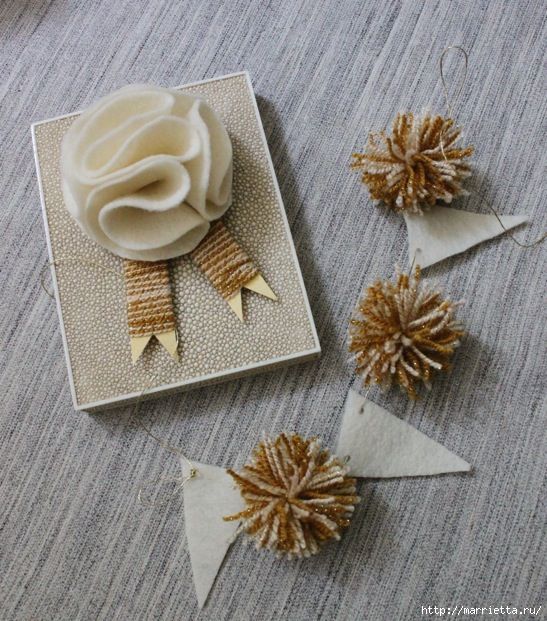 Wrapped_2 (547x621, 302Kb) Pennant, Bunting, Diy Pom Poms, Curated Gift Boxes, Felt Bows, Felt Flowers, Xmas, Christmas, Tis The Season