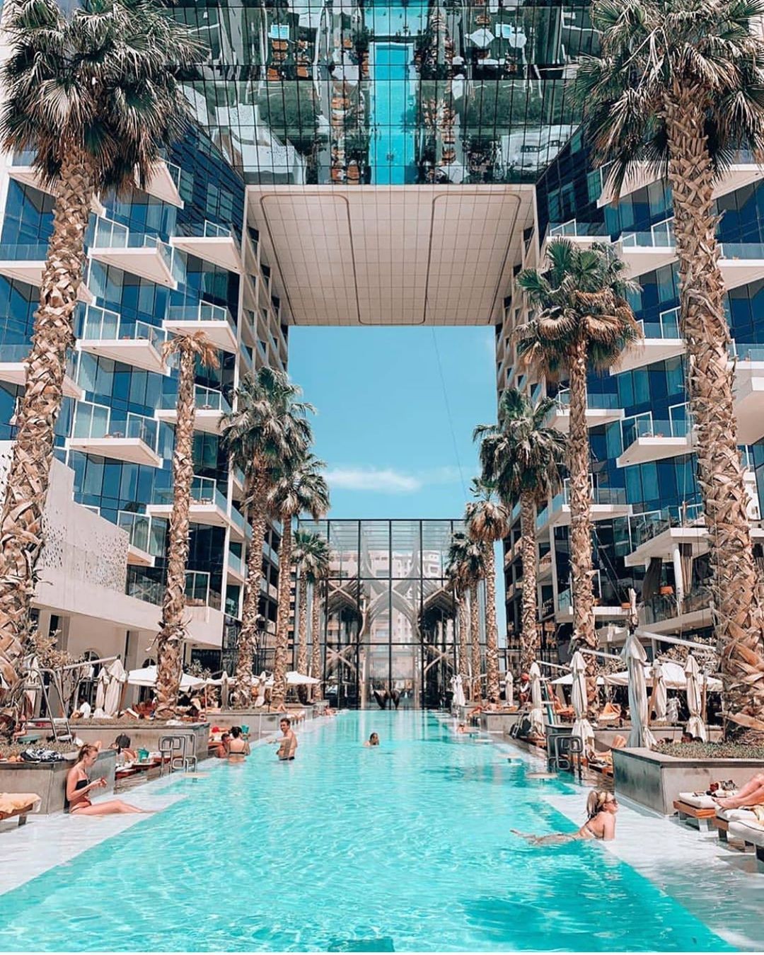 Destination De Reve N Est Ce Pas Tu As Aussi Envie De Vivre Tes Reves En Gagnant De L Argent En Automatique Clique Sur Caribbean Hotels Dubai Luxury Travel Destination De Reve N Est Ce Pas Tu As Aussi Envie De Vivre Tes Reves En Gagnant De L Argent En Automatique Clique Sur Caribbean Hotels Dubai Luxury Travel
