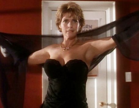 You jizz pantyhose sex Meredith baxter birney upskirt