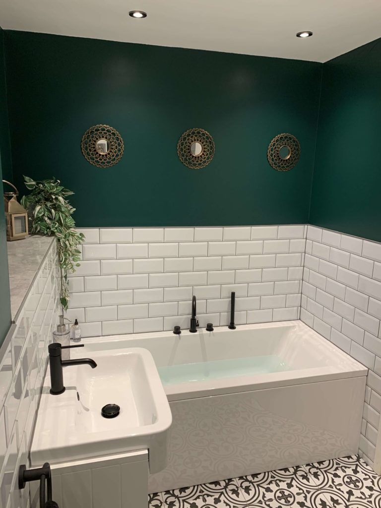 New House Bathroom, Bathroom Style, Modern Bathroom, Bathroom Wall Tiles, Victorian Tiles Bathroom, Small Bathroom With Bath, Bath Tiles, Ikea Bathroom, Vanity Bathroom