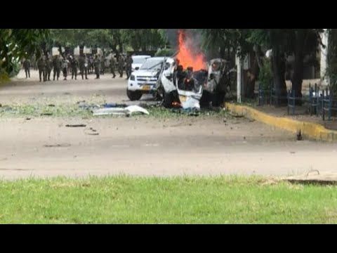 Reconstruyen momento en el que carro bomba entró al batallón de Cúcuta - YouTube Road, Youtube, Rolling Carts, Bombshells, Walk In, News, Youtubers, Youtube Movies