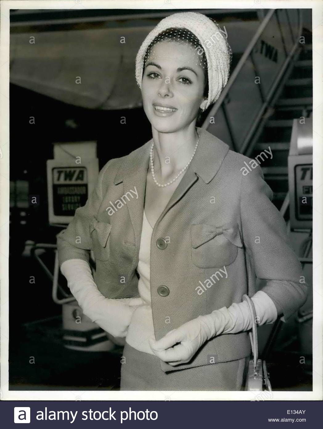 Pin on Dana Wynter.Дана Уинтер