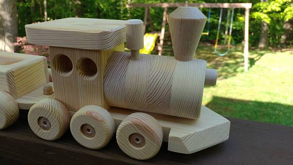 New 4 Car Train Set Large Wood Handmade toy Pine Heirloom Quality all natural no finish | Madera, Hecho a mano, Tren