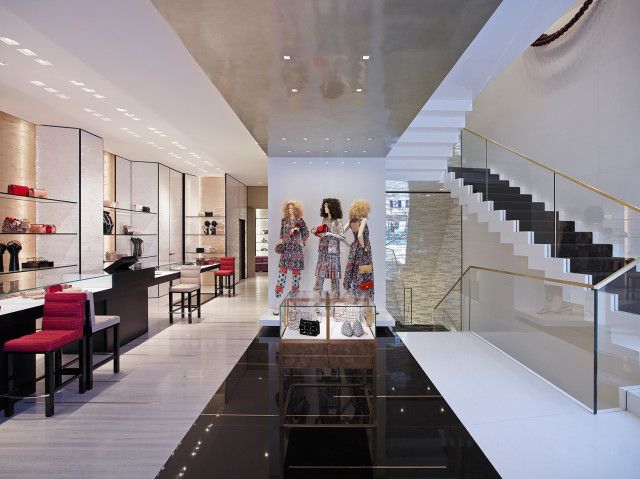 Chanel Opens New Store In Rome Italy Cpp Luxury Italy Rome Chanel