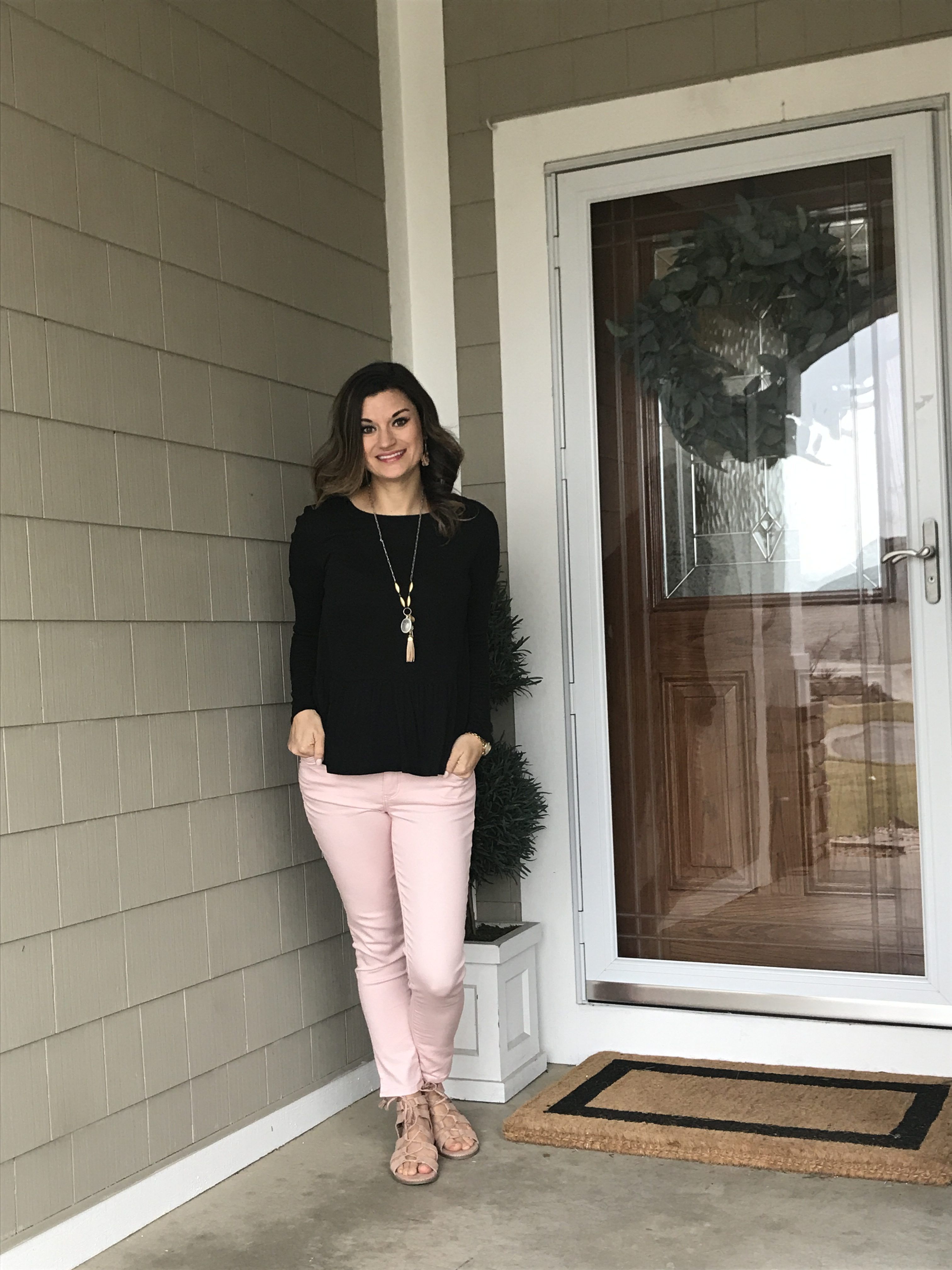 12 Ways to Wear Pink Pants – Just Posted Pink Pants Outfit Spring, Pink ...