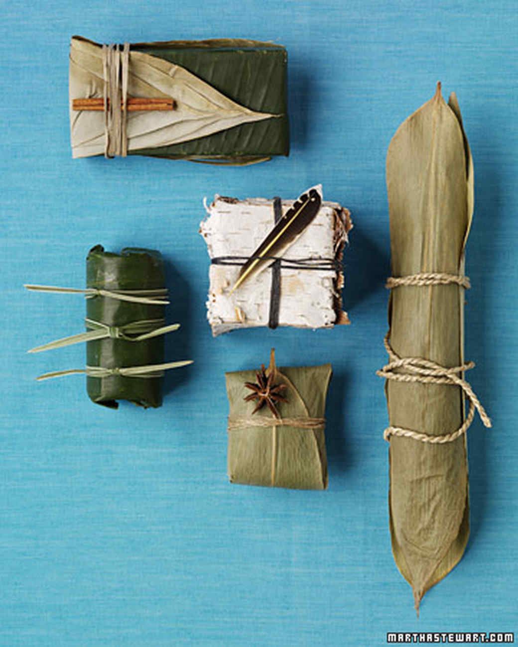 Upgrade Your Holiday Presents with These Pretty, Elevated Gift-Wrapping Ideas