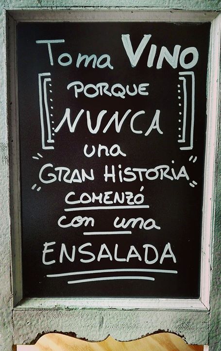 Para tomar nota... ;) 'Toma vino porque nunca una gran historia empezó con  una ensalada' #frasesdelvino #vino #wi… | Vinos frases, Imagenes de vinos,  Tomando vino