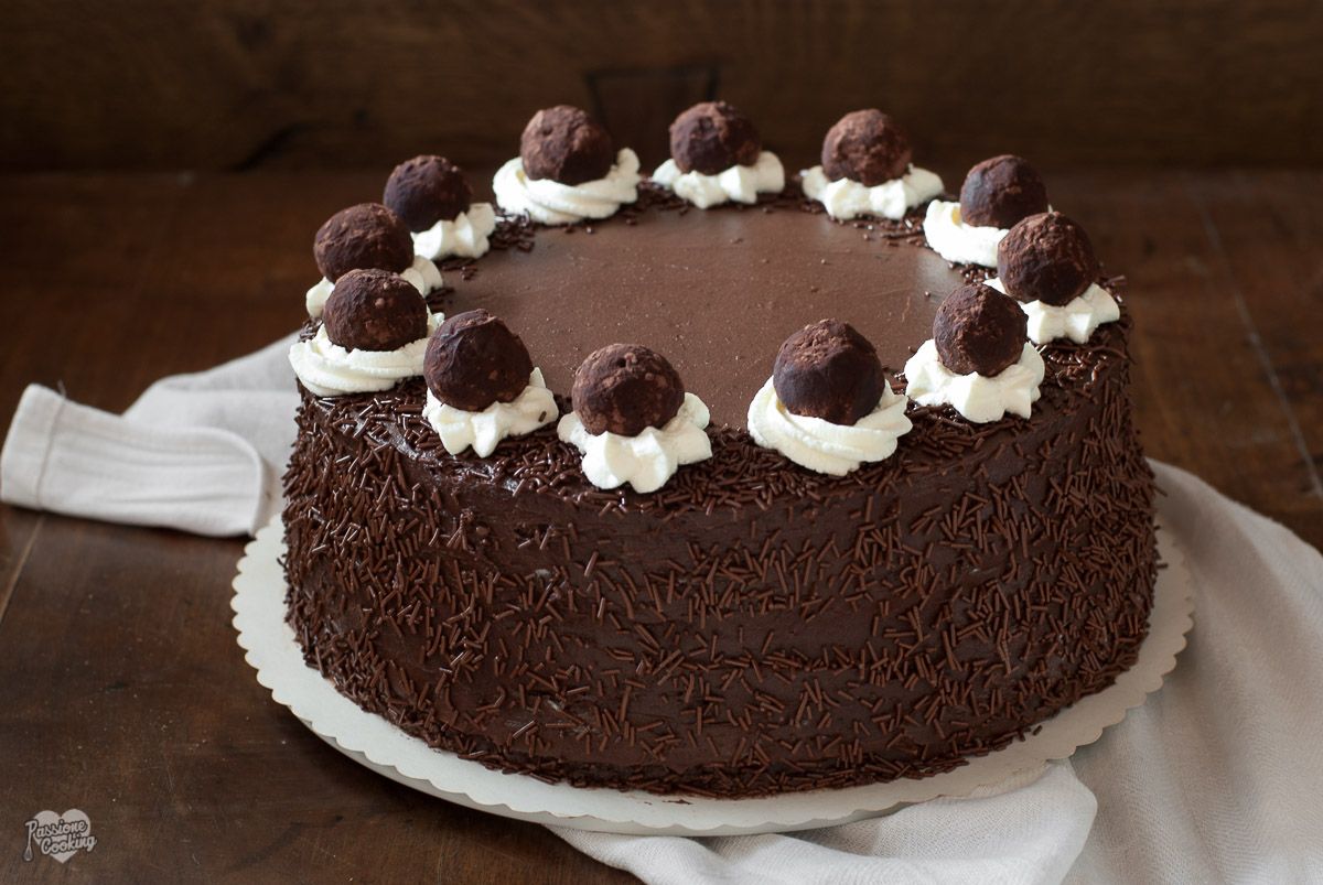 Cioccolato Torta Compleanno Uomo Con Panna 2021