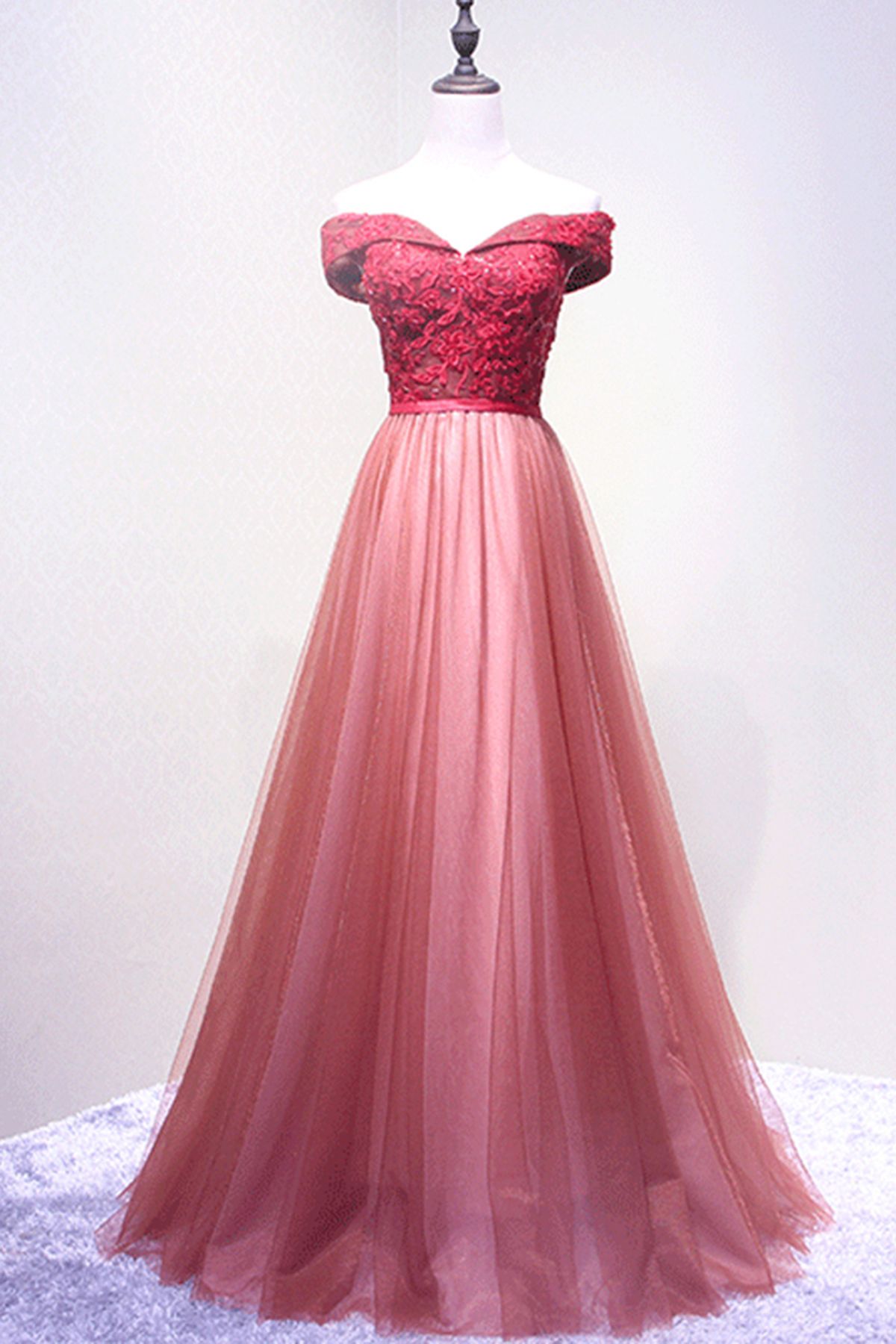 Red Tulle with Lace Dresses