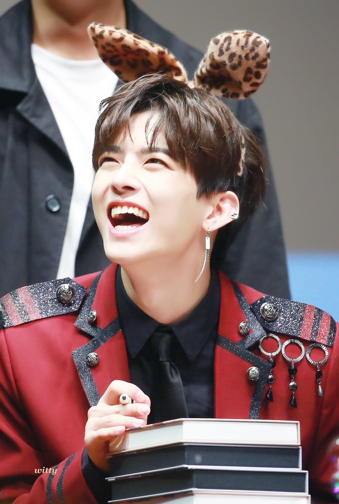 jung subin victon victon japan ookami kodomo no ame yuki jung subin victon victon japan ookami kodomo no ame yuki