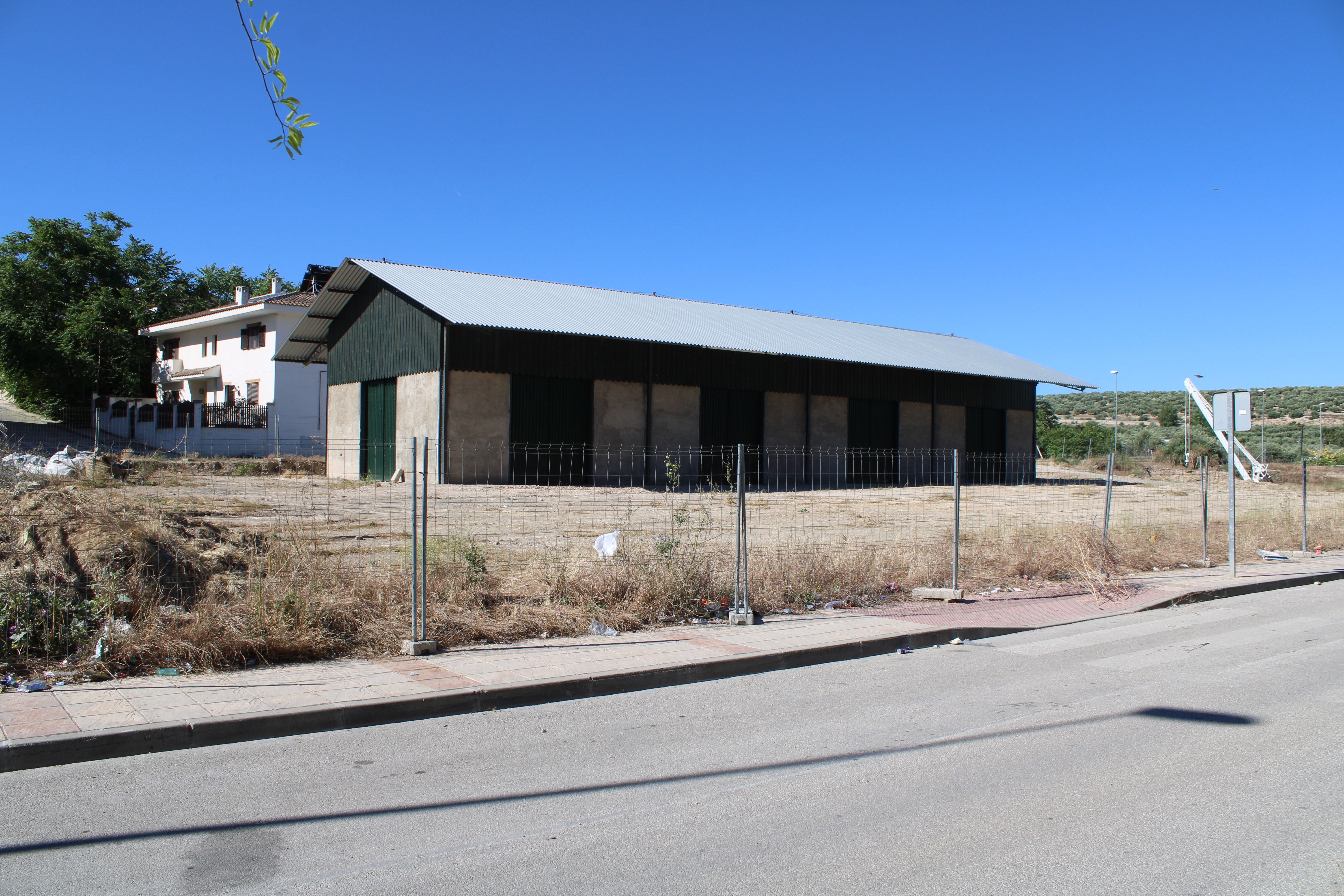 antiguos almacenes de la estación de ferrocarril de Martos
