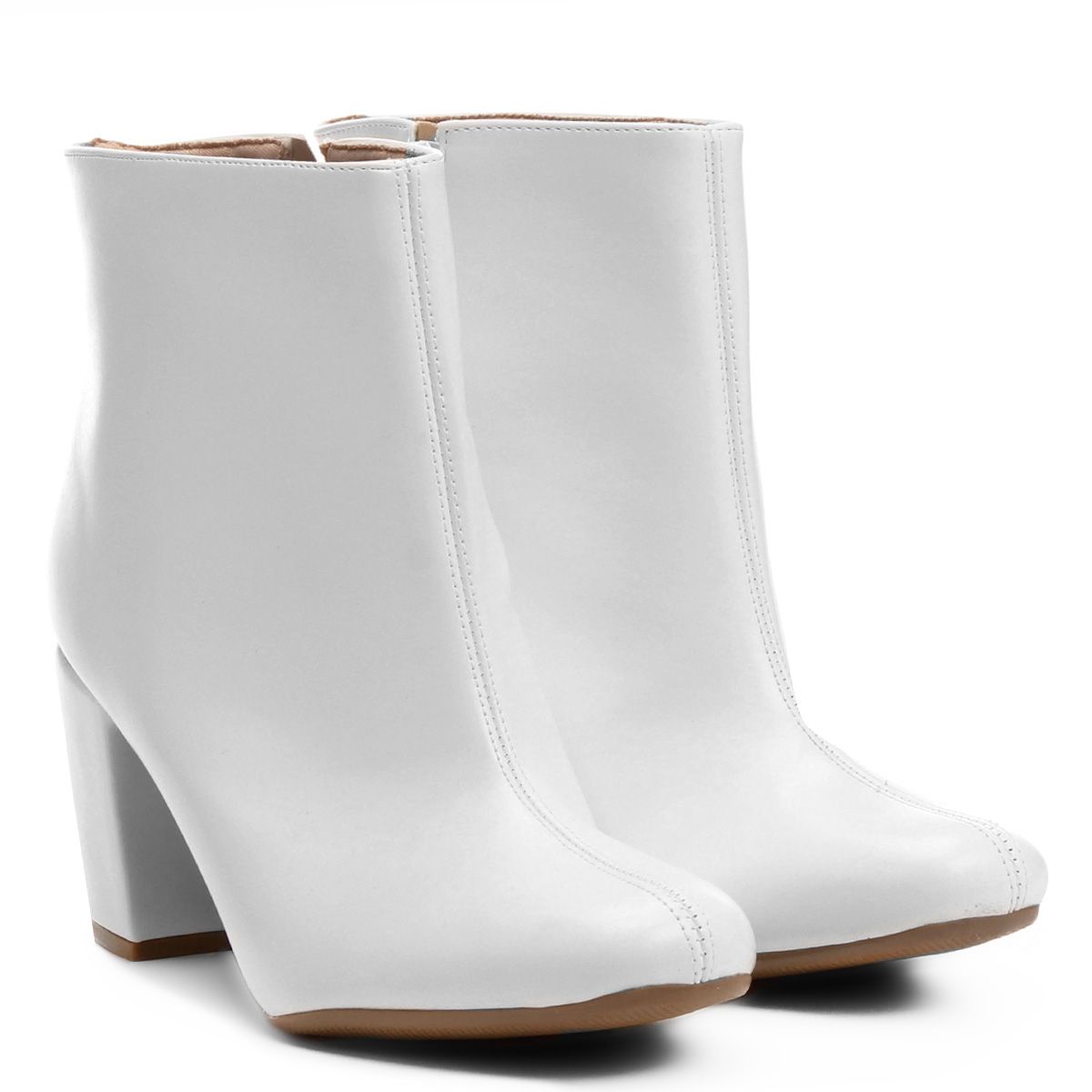 Bota Cano Curto Zatz Salto Grosso Branco | Zattini | Sapatos omg, Botas, Sapatos fofos