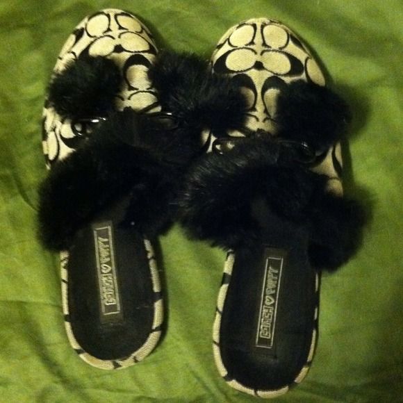 Coach poppy slippers Coach poppy slippers