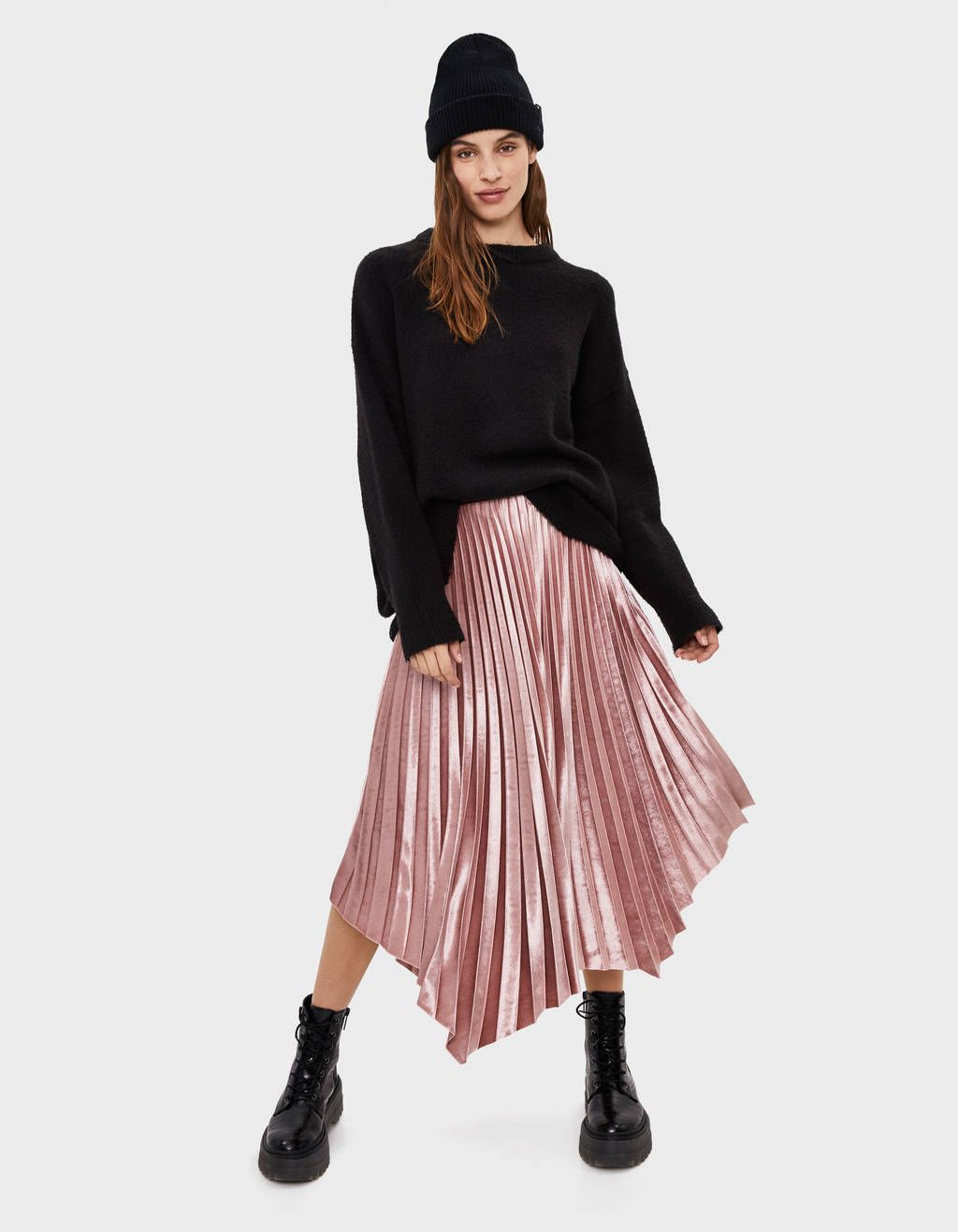 Aleksandra Adli Kullanicinin Bershka Panosundaki Pin Kiyafet Etek Kadife