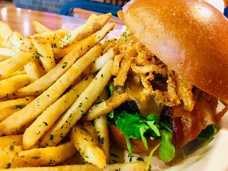 オレンジカウンティno 1美味しいハンバーガー Burger Parlor 南カリフォルニア 滞在中に私が行った カフェ や レストラン のお店リスト 食べ物のアイデア イラン料理 美味しい オレンジカウンティno 1美味しいハンバーガー Burger Parlor 南カリフォルニア 滞在中に私が行った カフェ や レストラン のお店リスト 食べ物のアイデア イラン料理 美味しい