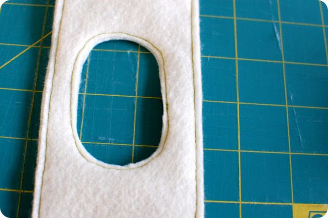 33 Shades of Green: Handmade Holidays. . .Felt Wine Sleeve Wine Bottle Gift Bag, Wine Tote, Wine Sleeve, Personalized Wine Gift, Felt Gifts, Handmade Holiday, Wine Gifts, Shades Of Green, Gift Bags