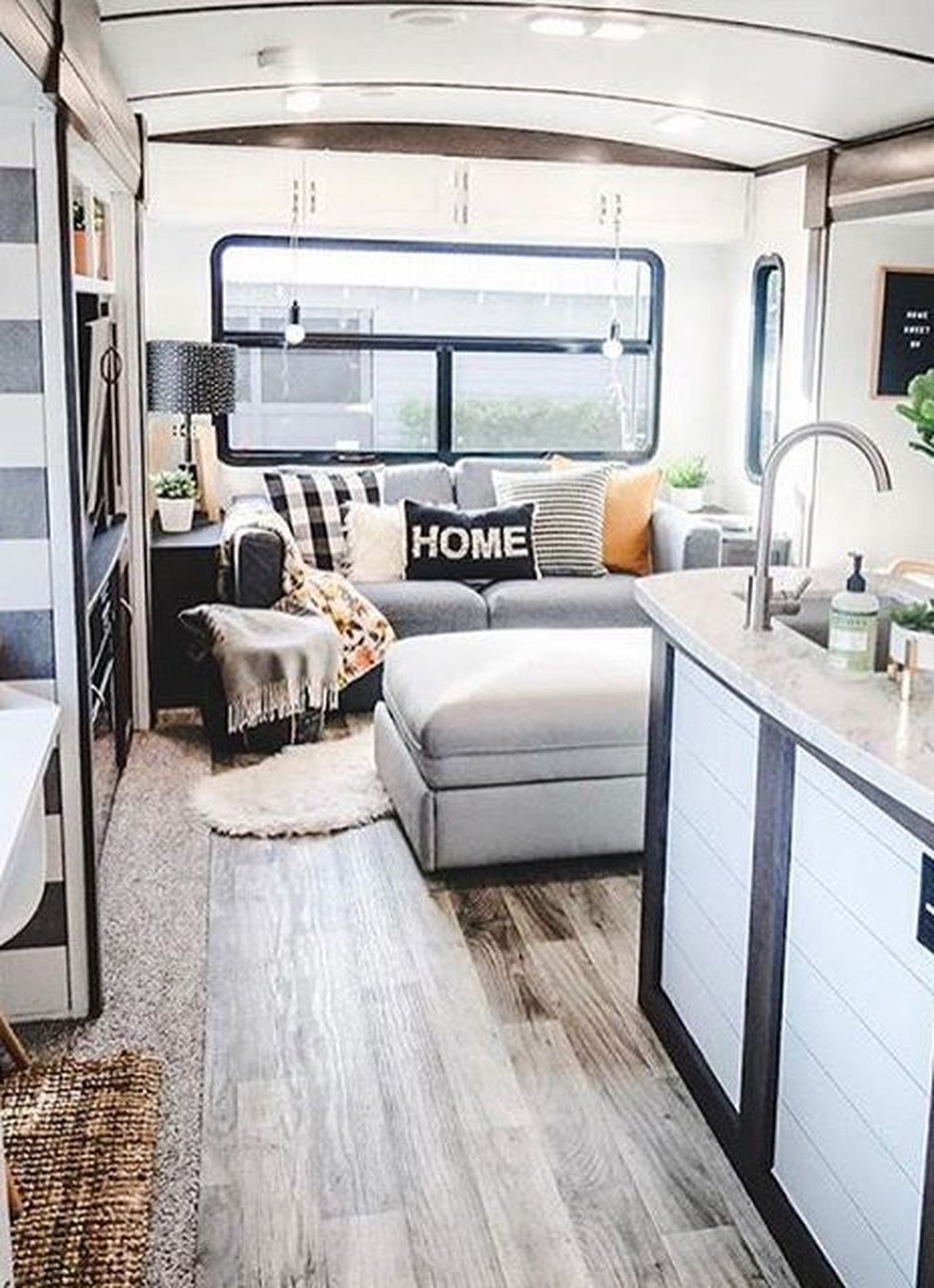 41 Stunning Rv Living Decorating Ideas To Copy Right Now In 2020 With rv-s