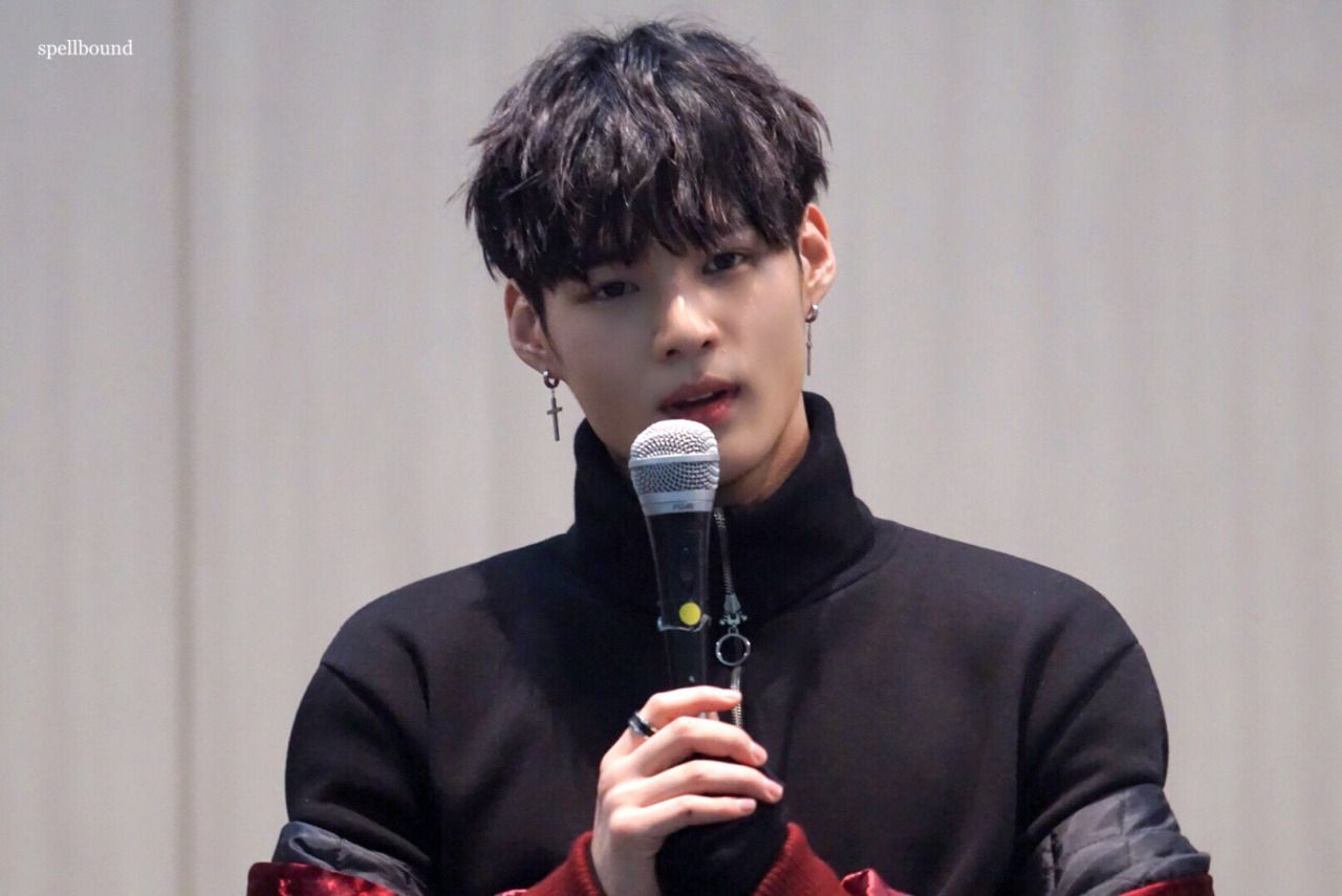 lim sejun victon 1996 180cm vocal bias lim sejun victon 1996 180cm vocal bias