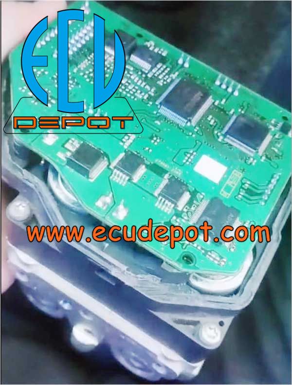 ADVICS UT43 TOYOTA ABS module ABS ECM commonly used chips | Engine