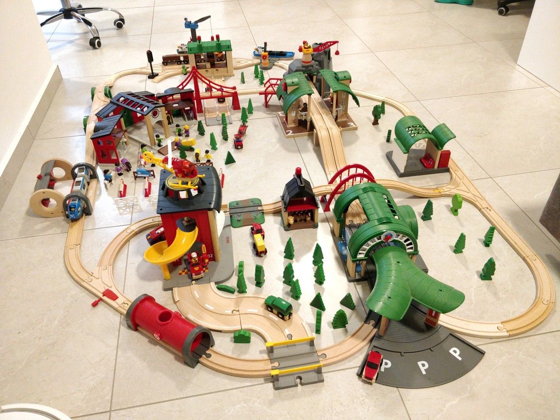 Kidkraft disney cars train table set Artofit
