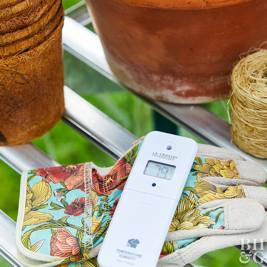 Hobby greenhouses are as practical as they are attractive in your yard. See the most essential #accessories and supplies you'll need for the ultimate #backyard #greenhouse. Small Greenhouse Kits, Simple Greenhouse, Greenhouse Supplies, Hobby Greenhouse, Backyard Greenhouse, Greenhouse Plans, Easy Backyard, Greenhouse Wedding, Backyard Ideas