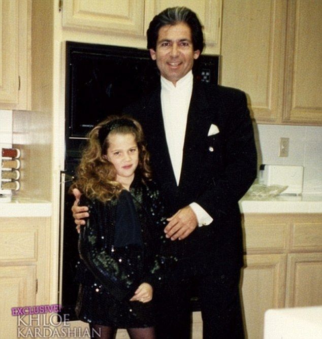 Is he still around? Tyler claimed to have contact with Khloe's late father Robert Kardashian, pictured here with his youngest daughter in a family photo Young Kim Kardashian, Kardashian Girls, Kim Kardashian Family, Kim And Kourtney, Robert Kardashian, Kardashian Style, Kardashian Jenner, Kyle Jenner, Sisters