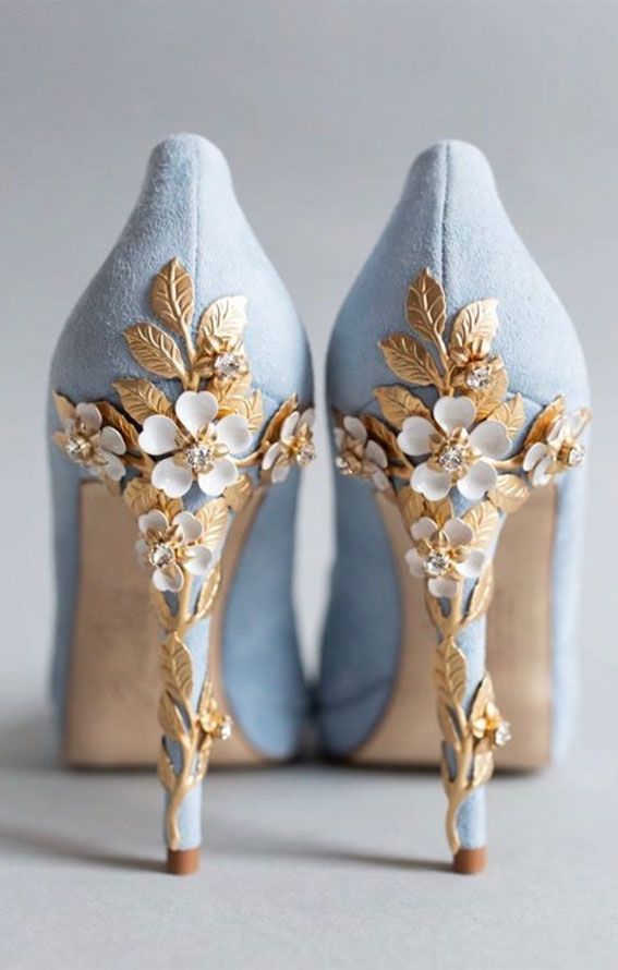 Best and Popular Wedding Shoes for 2020 1 - I Take You | Wedding Readings | Wedding Ideas | Wedding Dresses | Wedding Theme Ball Gowns Evening, Ball Gowns Prom, Ball Dresses, Fancy Dresses, Pretty Dresses, Guest Dresses, Dresses Royal, Long Prom Gowns, Lace Evening Dresses