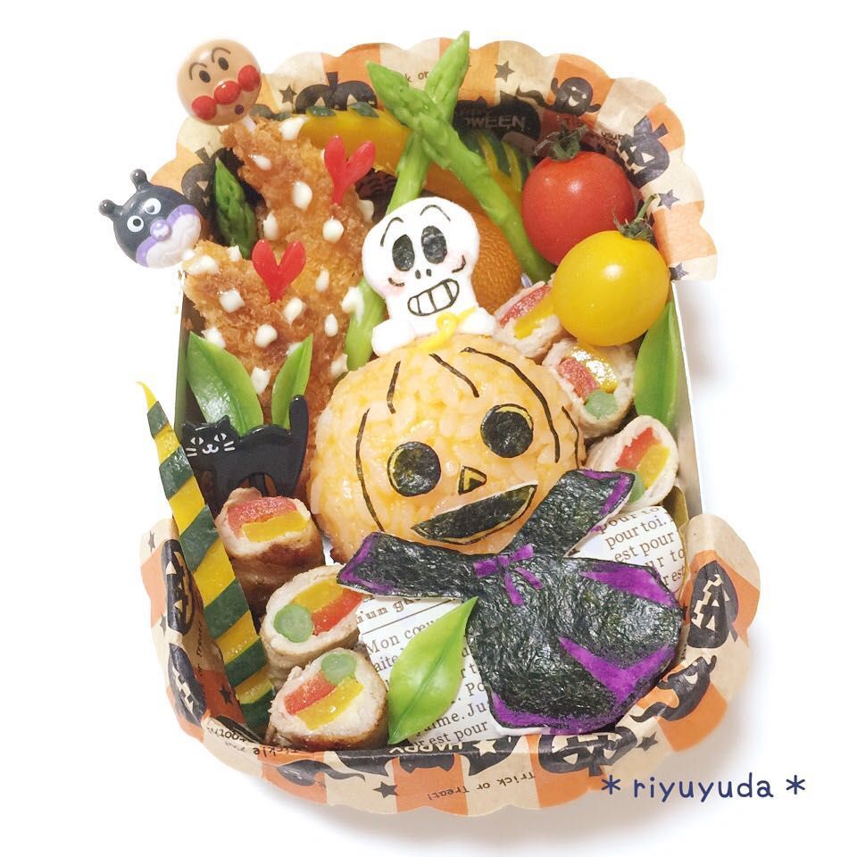 おはようございま す ๓ 早いもので10月ですょー 今日のお弁当はアンパンマンから ハロウィンマン ホラーマン ˊ艸ˋ そして今日10月3日は アンパンマンの日 らしいですょ さっきたまたま Zip で見て知りまし おはようございま す ๓ 早いもので10月ですょー 今日のお弁当はアンパンマンから ハロウィンマン ホラーマン ˊ艸ˋ そして今日10月3日は アンパンマンの日 らしいですょ さっきたまたま Zip で見て知りまし