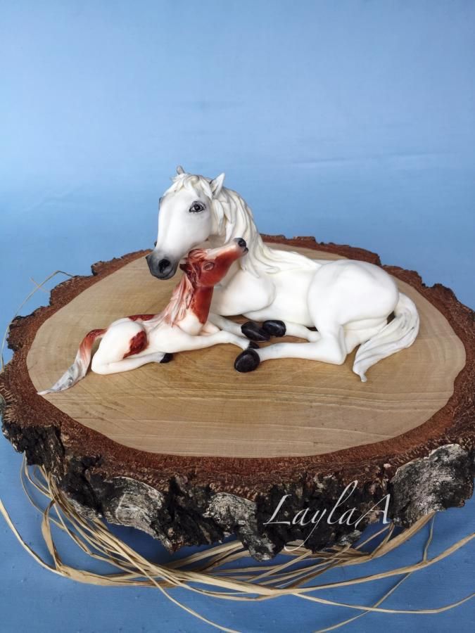 Fondant horses topper Fondant horse, Horse cake, Fondant Fondant horses topper Fondant horse, Horse cake, Fondant