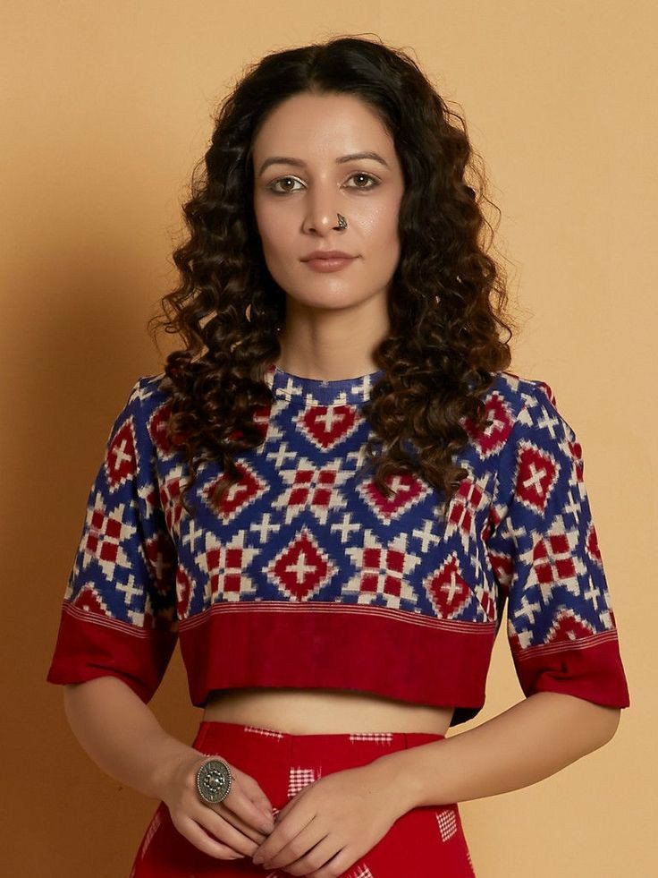 Evergreen cotton print pattern blouse never out of style!