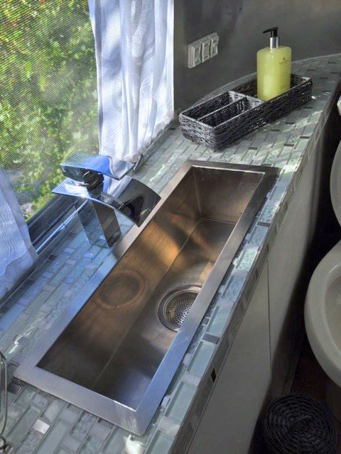 Airstream For Sale Bc >> 1979 Airstream Sovereign 31 - Texas | Camping | Airstream bathroom, Airstream remodel, Rv bathroom Airstream For Sale Bc >> 1979 Airstream Sovereign 31 - Texas | Camping | Airstream bathroom, Airstream remodel, Rv bathroom