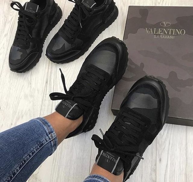 Pin od pouzívatela ? na nástenke Shoes v roku 2019 Pin od pouzívatela ? na nástenke Shoes v roku 2019