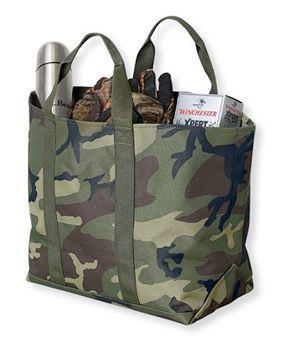 49 Spring Style Must Haves On Glamour Editors Ping Wish This Camo Tote Is Quite Trendy