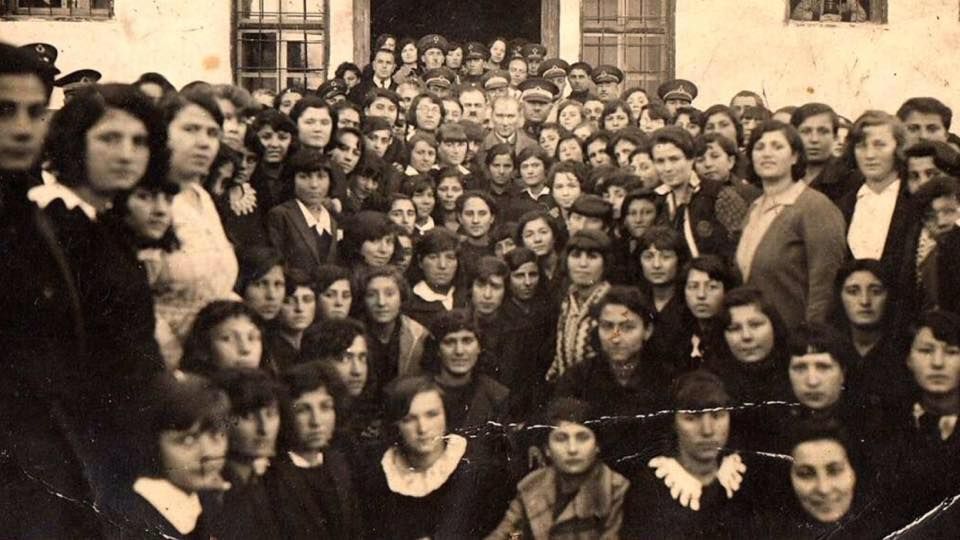 Ataturk Edirne Kiz Lisesinde 24 Aralik 1930 Cover Photos Movie Posters Photo