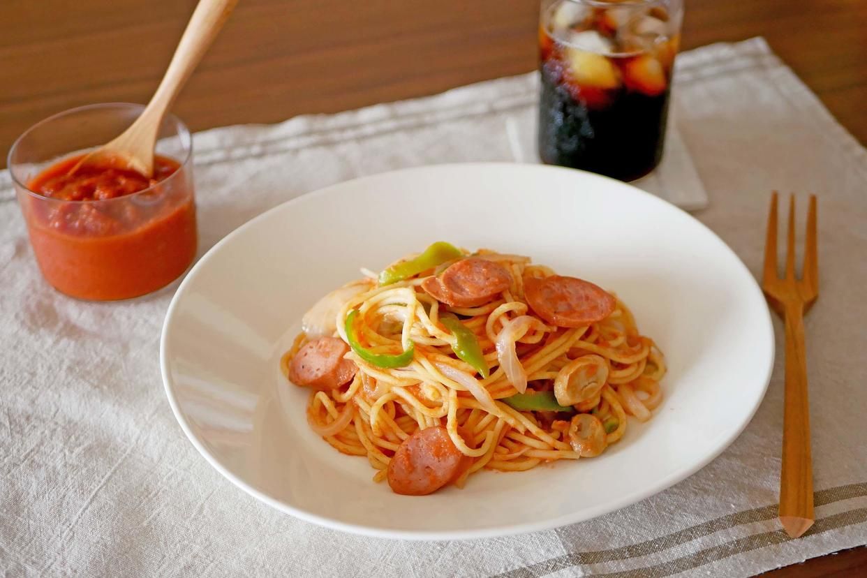 自家製のすすめ スパイシーで甘さ控えめ 濃厚トマトケチャップ Komerco コメルコ 食べ物のアイデア スパイシー トマトケチャップ 自家製のすすめ スパイシーで甘さ控えめ 濃厚トマトケチャップ Komerco コメルコ 食べ物のアイデア スパイシー トマトケチャップ