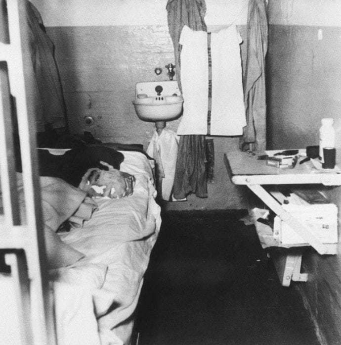 16 Steps These Criminals Took To Escape The Notorious Alcatraz