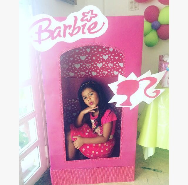 Caja Para Fiestas De Barbie