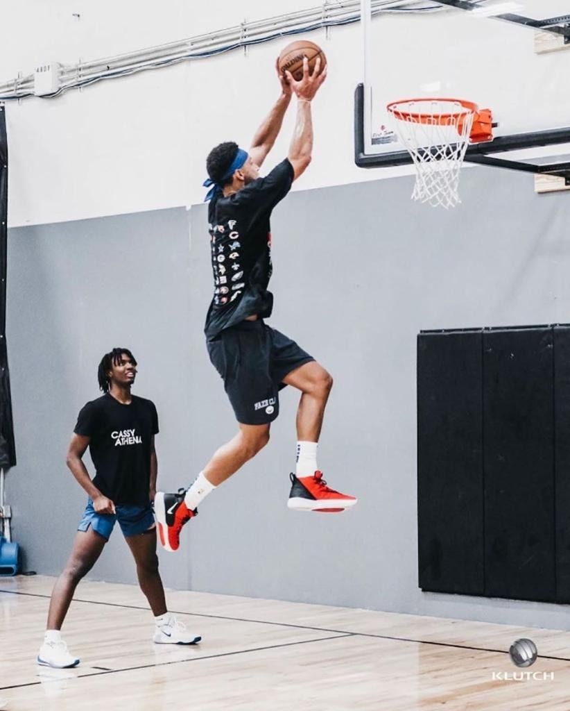 Bengisu Adli Kullanicinin Ben Simmons Panosundaki Pin