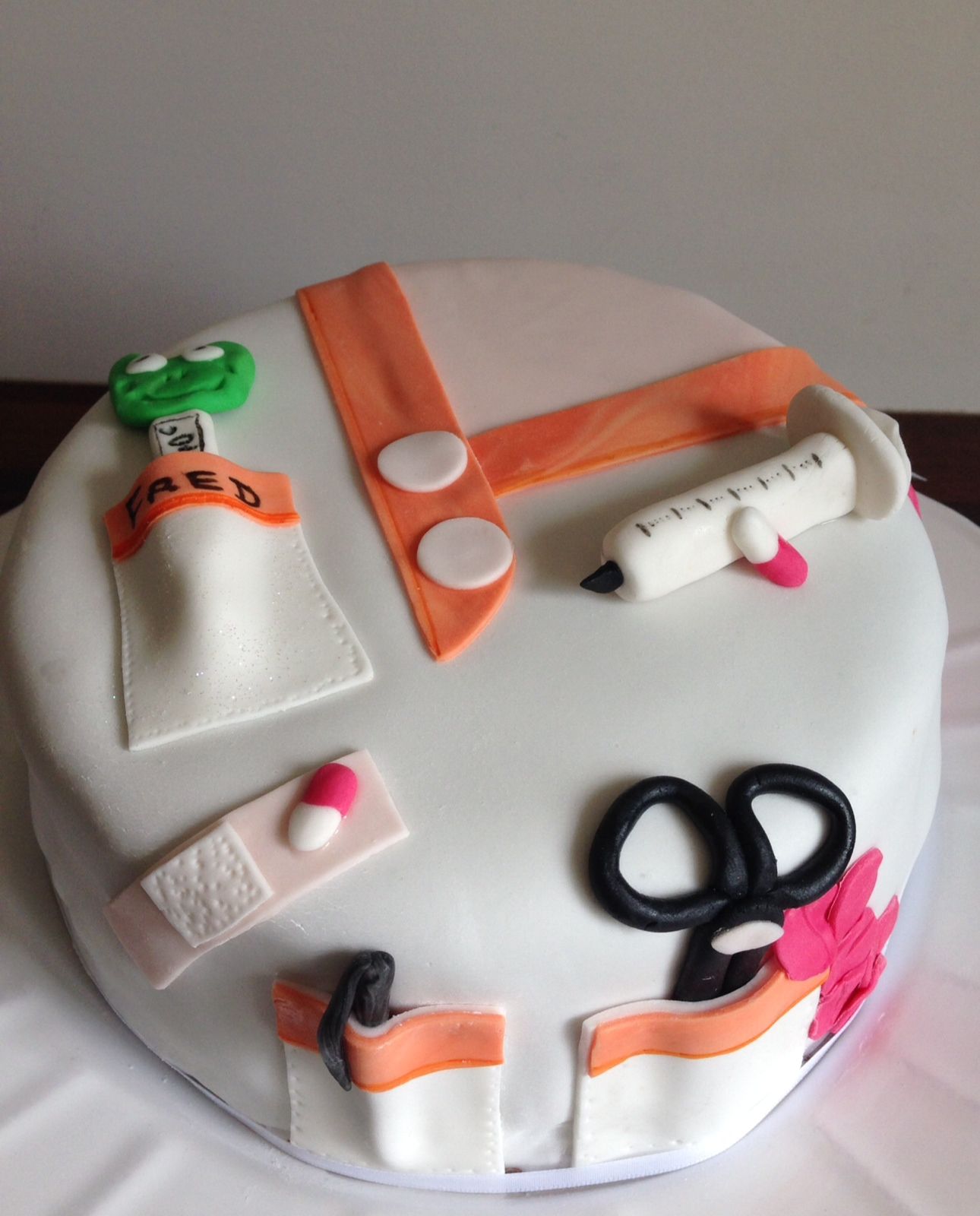 Gateau Infirmiere Nurse Cake Cake Design Pate A Sucre Nutella Abricot Alamalice Gateau Infirmiere Nurse Cake Cake Design Pate A Sucre Nutella Abricot Alamalice