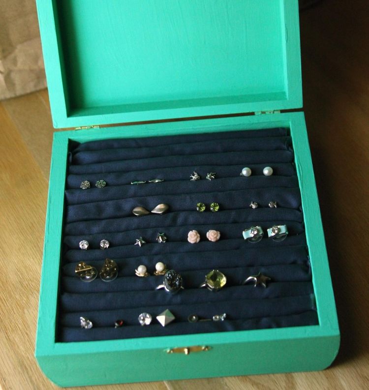 schmuckkastchenbastelnholzboxstofflappen Ohrringe aufbewahren, Diy ohrringhalter, Diy schmuckkastchenbastelnholzboxstofflappen Ohrringe aufbewahren, Diy ohrringhalter, Diy