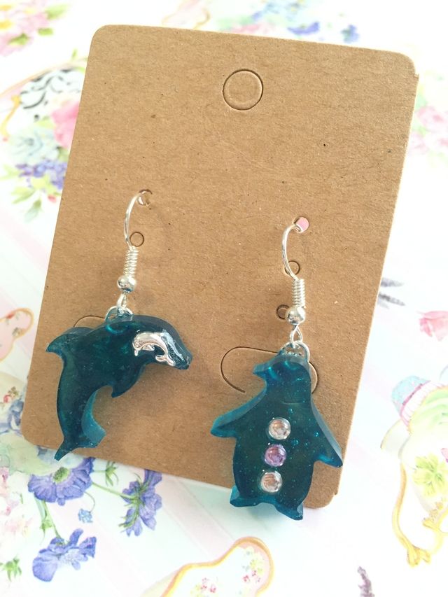 夏色 イルカとペンギンのピアス 色 ピアス 夏 夏色 イルカとペンギンのピアス 色 ピアス 夏