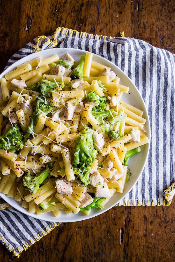 This chicken broccoli ziti is a delicious weeknight dinner. Ready in 30