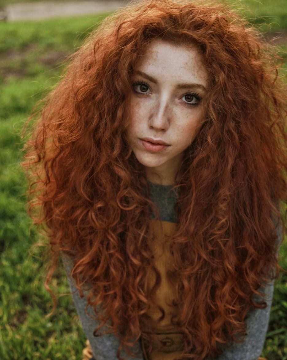 Beautiful Red Hair, Beautiful Redhead, Red Freckles, Red Curls, Brown ...