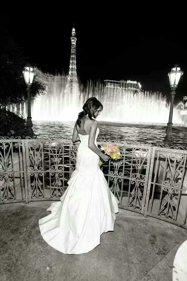 Nice No Crowds Picture Taking Ideas Pinterest Crowd Las Vegas Wedding At Bellagio This Is A Beautuful Destination