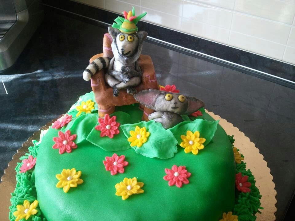Madagascar King Julien Flowers Grass Cake Crown Cake Birthday Party Culinary Madagascar King Julien Flowers Grass Cake Crown Cake Birthday Party Culinary