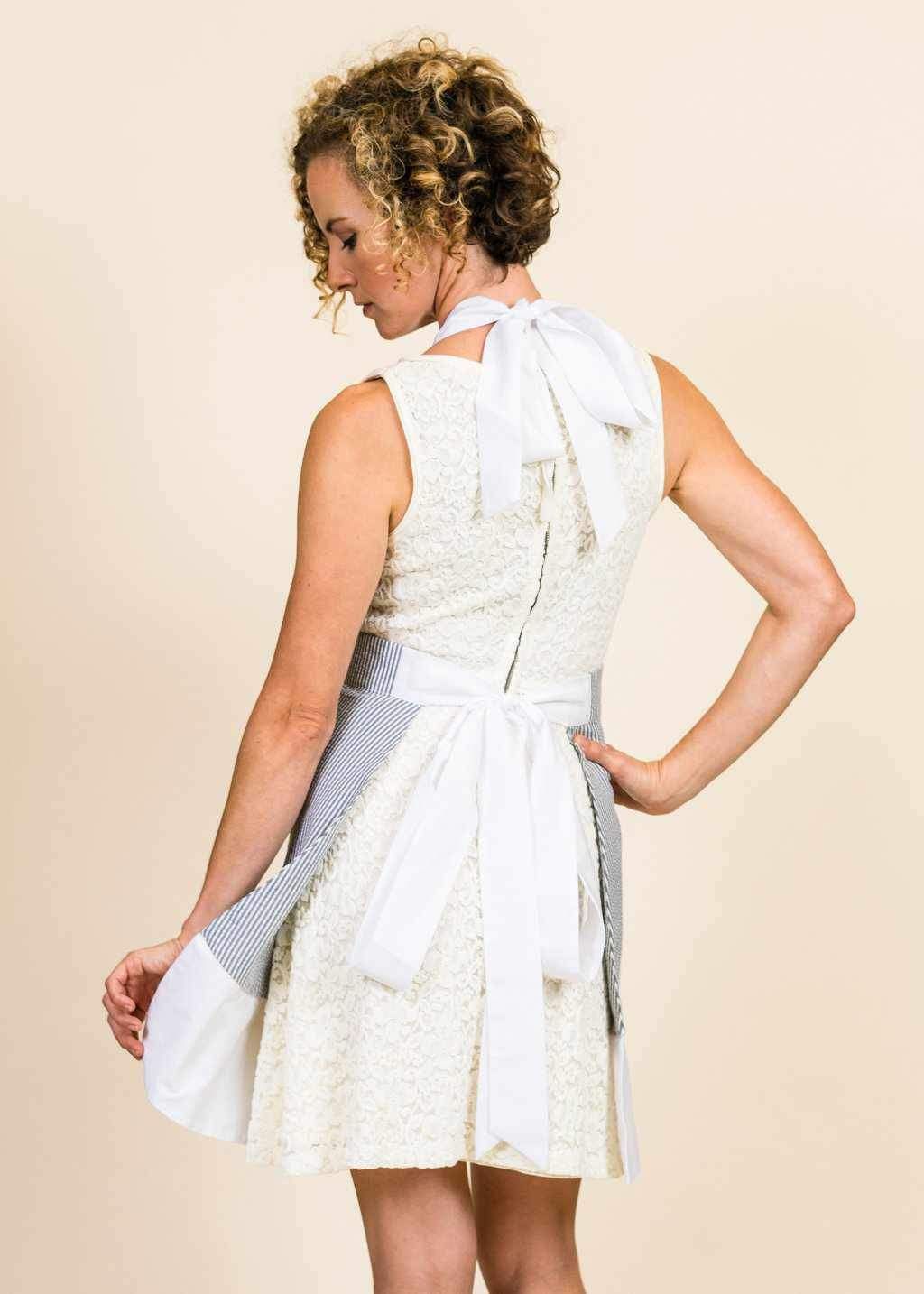 white apron alice