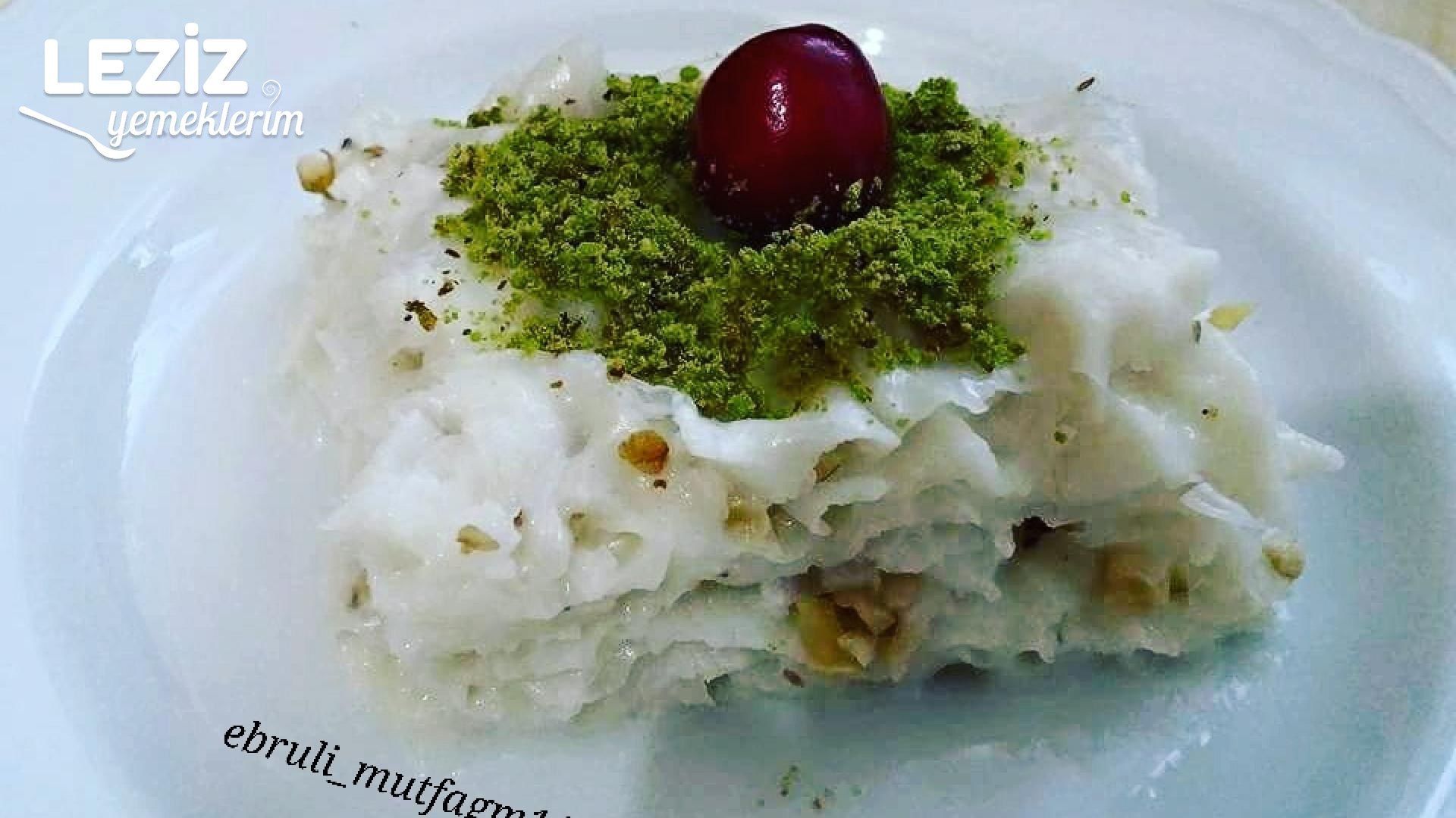 Dondurmalı Pudingli Güllaç Dondurmalı Pudingli Güllaç