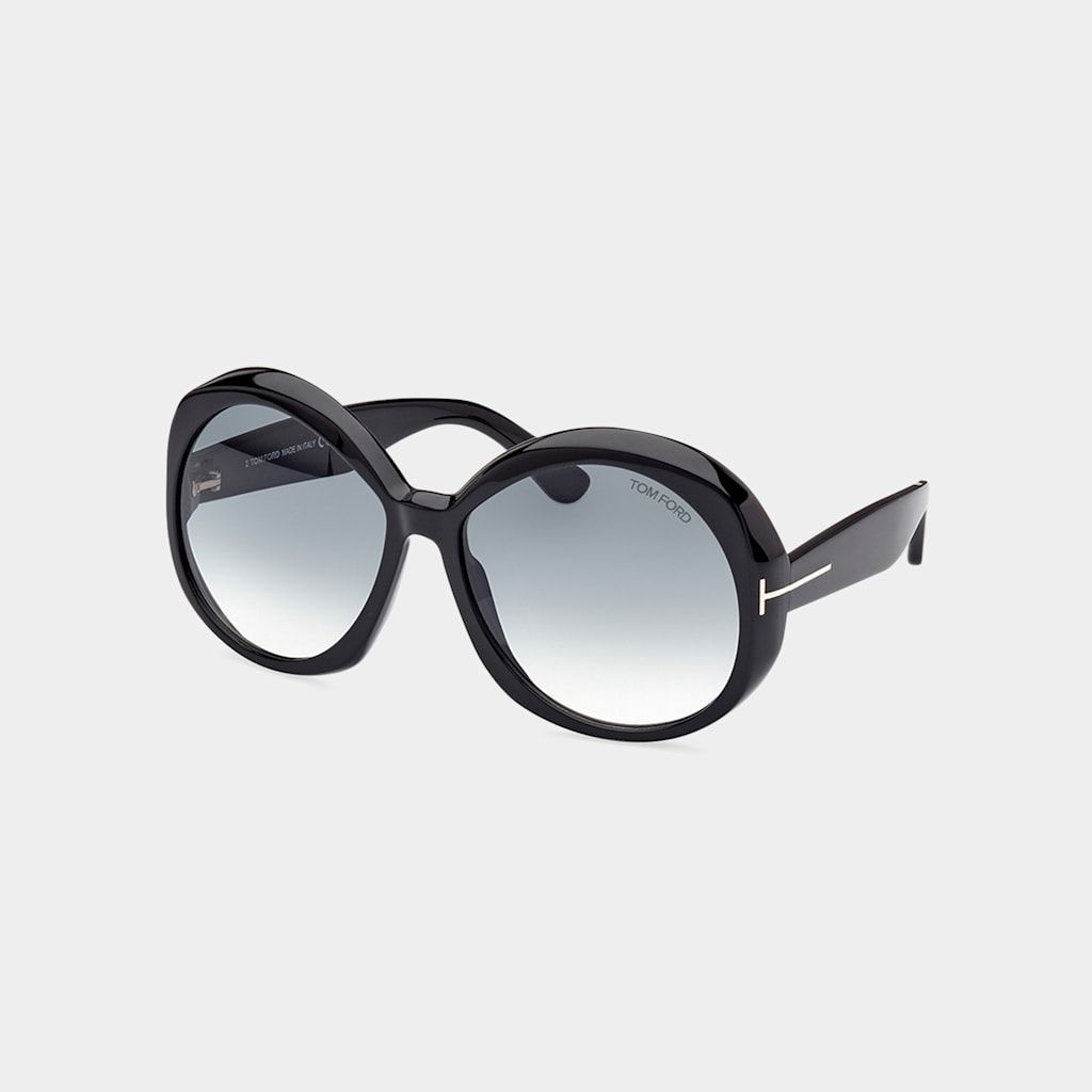 TOM FORD "Annabelle" round sunglasses in acetate Lens/bridge/temple (in mm): 62 -16-135 Gradient lenses; logo on corner Saddle nose bridge Signature T hinges Wide, tapered arms Logo embellishment on earpieces 100% UVA/UVB protection Made in Italy Earpiece, Round Sunglasses, Ebay, Luxury Fashion, Hinges, Saddle, Tapered, Temple, Round Round